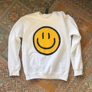 ASCOT + HART SMILEY PULLOVER